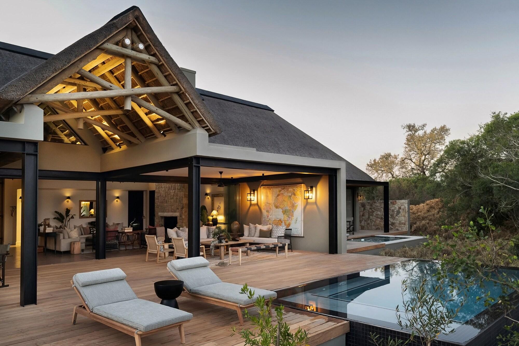 Monwana Hotel Hoedspruit Bagian luar foto