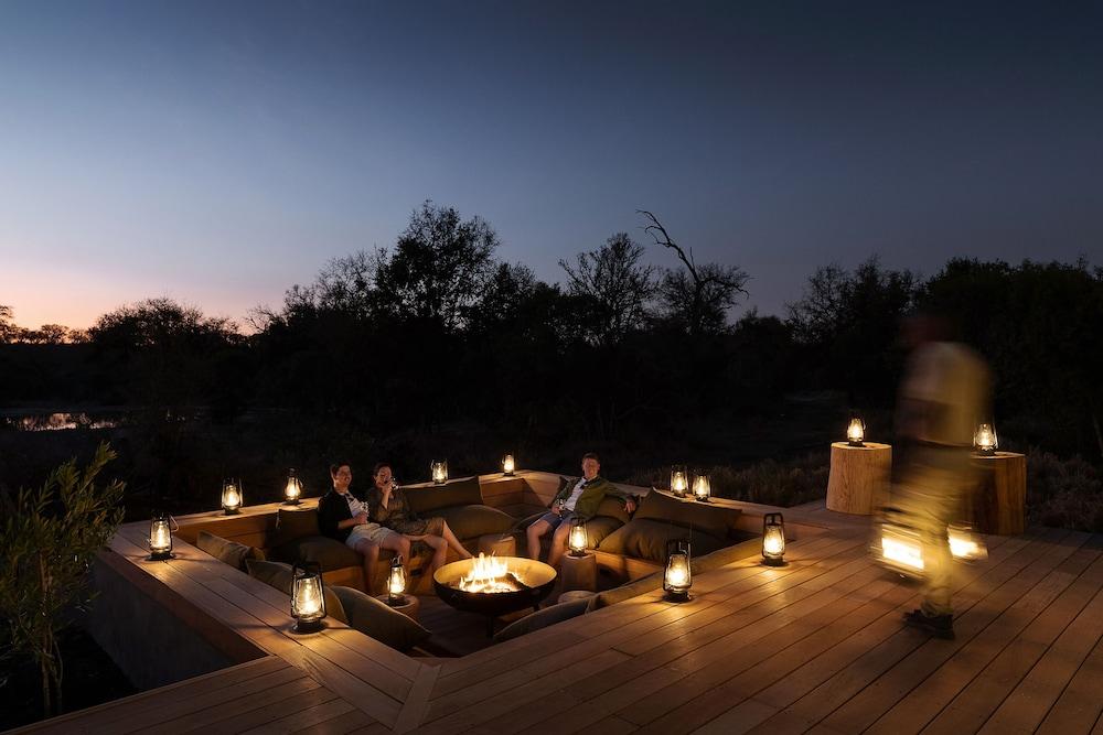 Monwana Hotel Hoedspruit Bagian luar foto